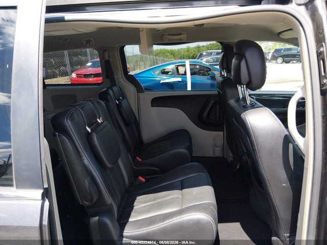 45324874 :رقم المزاد ، 2C4RC1BG4FR560696 vin ، 2015 Chrysler Town & Country Touring مزاد بيع
