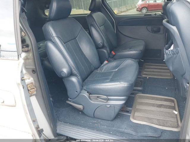 Продажа на аукционе авто 2002 Chrysler Town & Country Lxi, vin: 2C4GP54L32R631121, номер лота: 45324896