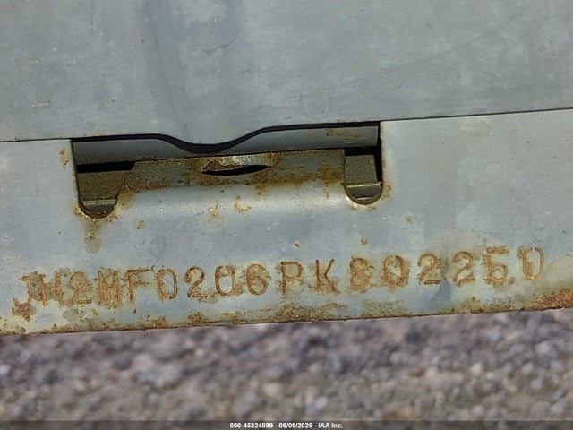 45324899 :رقم المزاد ، JH2MF0206PK802250 vin ، 1993 Honda Cn250 مزاد بيع