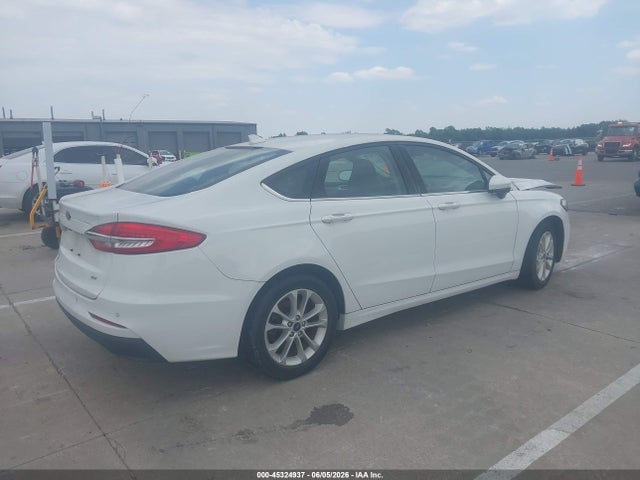 3FA6P0H77KR210076 Ford FUSION SE