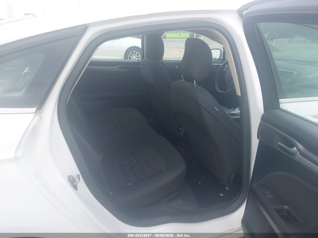 3FA6P0H77KR210076 Ford FUSION SE