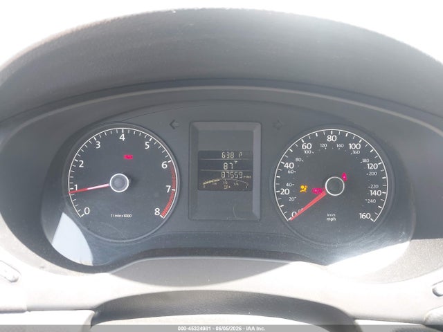 Продажа на аукционе авто 2013 Volkswagen Jetta 2.0l S, vin: 3VW2K7AJ5DM363333, номер лота: 45324981