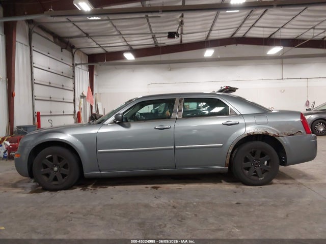 45324988 :رقم المزاد ، 2C3KA53G17H742929 vin ، 2007 Chrysler 300 Touring مزاد بيع