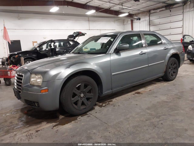 45324988 :رقم المزاد ، 2C3KA53G17H742929 vin ، 2007 Chrysler 300 Touring مزاد بيع