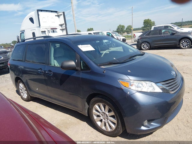 Продажа на аукционе авто 2013 Toyota Sienna Xle 7 Passenger, vin: 5TDDK3DCXDS067998, номер лота: 45325011
