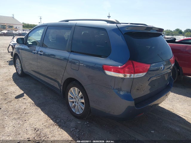 Продажа на аукционе авто 2013 Toyota Sienna Xle 7 Passenger, vin: 5TDDK3DCXDS067998, номер лота: 45325011