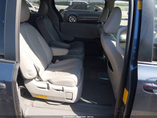 Продажа на аукционе авто 2013 Toyota Sienna Xle 7 Passenger, vin: 5TDDK3DCXDS067998, номер лота: 45325011