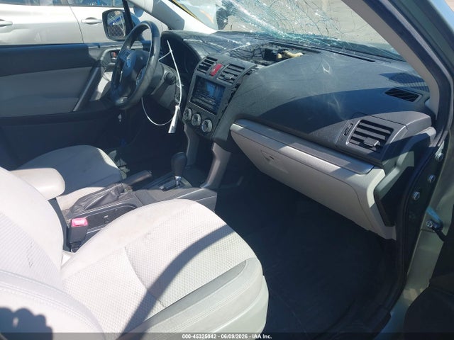2015 Subaru Forester 2.5i Premium მანქანა იყიდება აუქციონზე, vin: JF2SJAFC6FH811567, აუქციონის ნომერი: 45325042