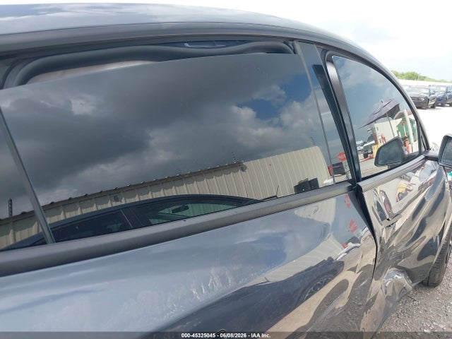 Продаж на аукціоні авто 2023 Tesla Model Y Awd/long Range Dual Motor All-wheel Drive, vin: 7SAYGAEE9PF902802, номер лоту: 45325045