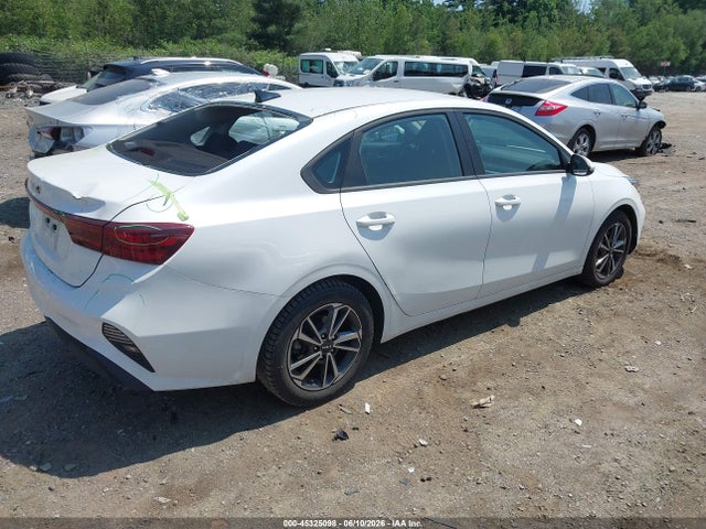 KIA Forte Lxs 2022 3KPF24AD1NE427960 Image 4