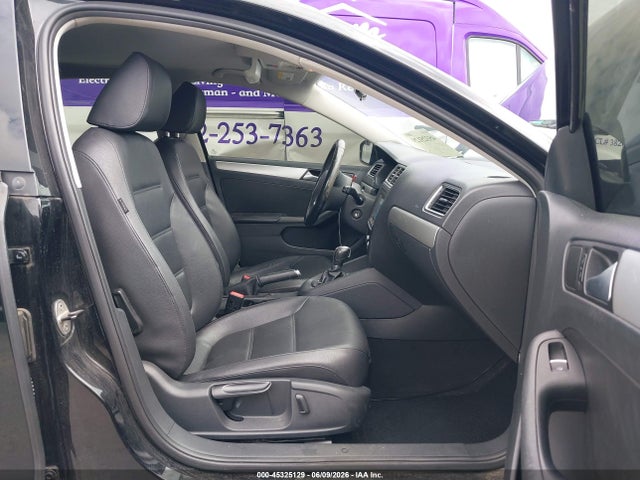 Продаж на аукціоні авто 2014 Volkswagen Jetta 1.8t Se, vin: 3VWD07AJ6EM323410, номер лоту: 45325129