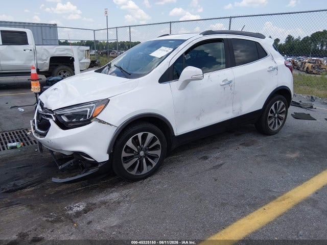 45325150 :رقم المزاد ، KL4CJCSB8JB529335 vin ، 2018 Buick Encore Essence مزاد بيع