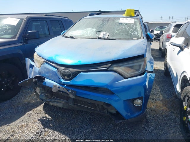 JTMYFREV9JJ725957 Toyota Rav4 Limited