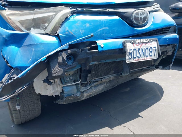 JTMYFREV9JJ725957 Toyota Rav4 Limited