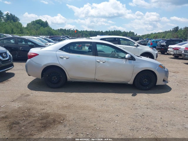 Toyota COROLLA LE 2017 5YFBURHE6HP585279 Image 13