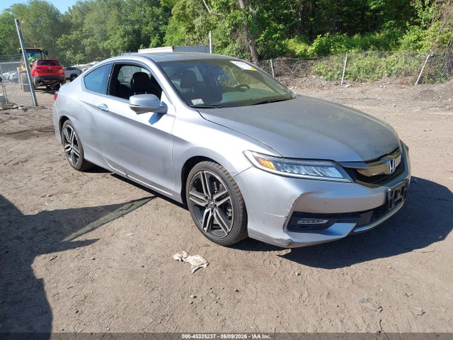 2017 Honda Accord Touring V6 მანქანა იყიდება აუქციონზე, vin: 1HGCT2B05HA003402, აუქციონის ნომერი: 45325237