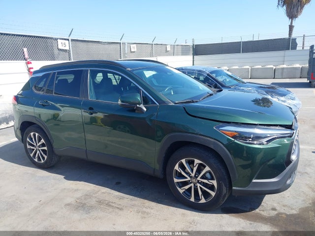 45325250 :رقم المزاد ، 7MUDAAAG5RV074126 vin ، 2024 Toyota Corolla Cross Xle مزاد بيع