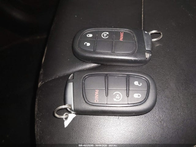 45325265 :رقم المزاد ، 1C4PJMBX0KD161974 vin ، 2019 Jeep Cherokee Trailhawk 4x4 مزاد بيع