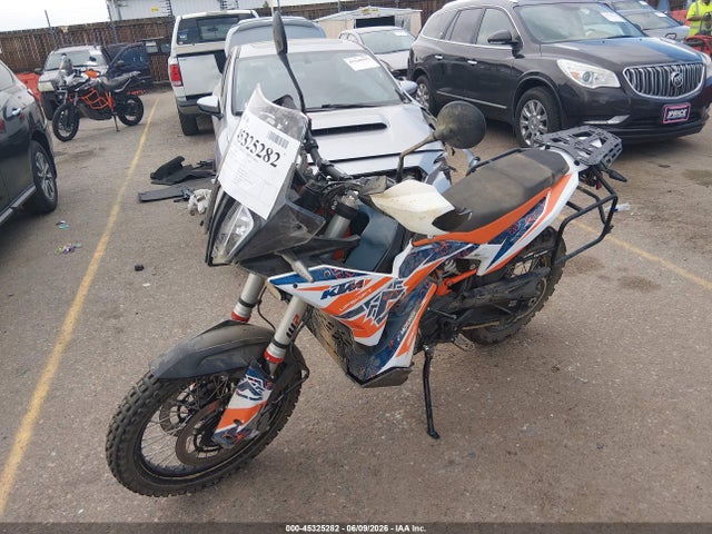 KTM 890 Adventure R 2023 VBKTR6403PM856295 Image 2