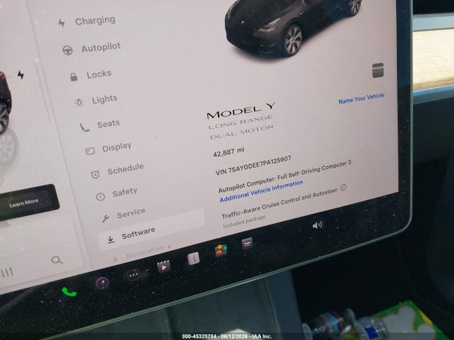 2023 Tesla Model Y Awd/long Range Dual Motor All-wheel Drive მანქანა იყიდება აუქციონზე, vin: 7SAYGDEE7PA125907, აუქციონის ნომერი: 45325284