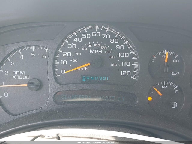 2004 Chevrolet Tahoe Ls მანქანა იყიდება აუქციონზე, vin: 1GNEC13V84J312696, აუქციონის ნომერი: 45325312