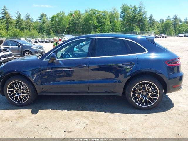 WP1AB2A58HLB18763 Porsche MACAN S