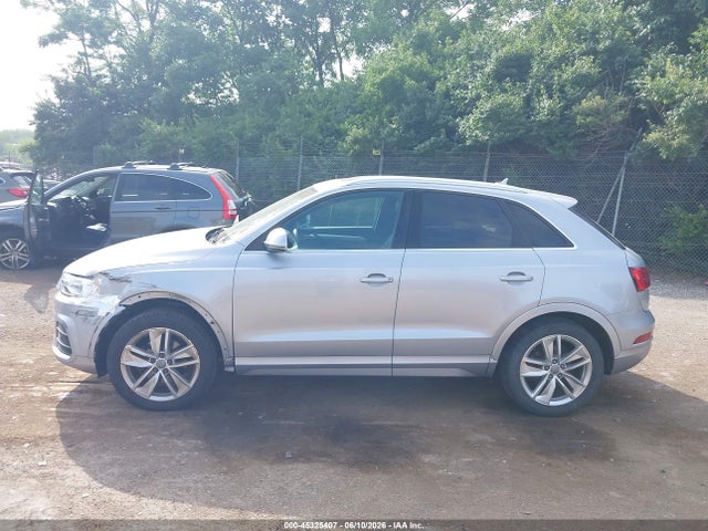 WA1EFCFS8GR011195 Audi Q3 2.0t Premium Plus