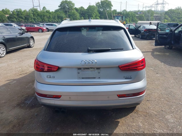 WA1EFCFS8GR011195 Audi Q3 2.0t Premium Plus