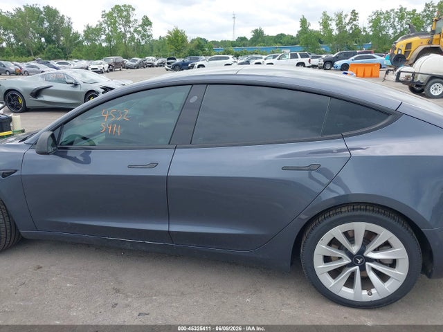 Tesla Model 3 Rear-wheel Drive 2022 5YJ3E1EA1NF355922 Image 14