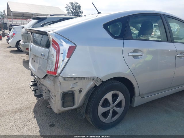 Toyota Prius Two 2015 JTDKN3DU2F1958729 Image 19