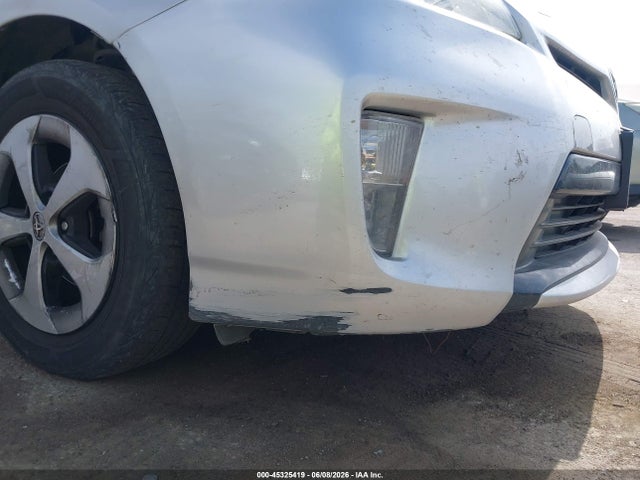 Toyota Prius Two 2015 JTDKN3DU2F1958729 Image 20