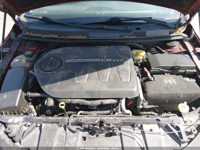45325424 :رقم المزاد ، 1C3CCCCG4GN172323 vin ، 2016 Chrysler 200 C مزاد بيع