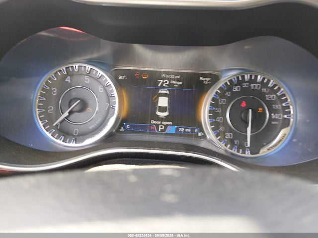 45325424 :رقم المزاد ، 1C3CCCCG4GN172323 vin ، 2016 Chrysler 200 C مزاد بيع