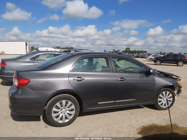 2013 Toyota Corolla Le მანქანა იყიდება აუქციონზე, vin: 5YFBU4EE8DP125381, აუქციონის ნომერი: 45325426