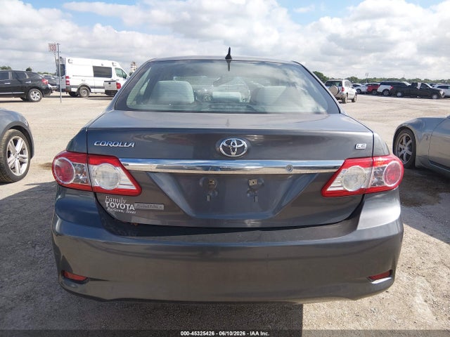 2013 Toyota Corolla Le მანქანა იყიდება აუქციონზე, vin: 5YFBU4EE8DP125381, აუქციონის ნომერი: 45325426