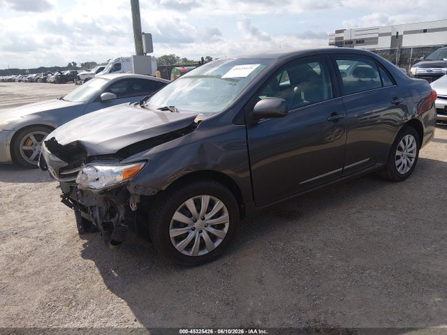 2013 Toyota Corolla Le მანქანა იყიდება აუქციონზე, vin: 5YFBU4EE8DP125381, აუქციონის ნომერი: 45325426