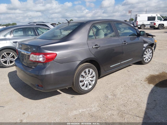 2013 Toyota Corolla Le მანქანა იყიდება აუქციონზე, vin: 5YFBU4EE8DP125381, აუქციონის ნომერი: 45325426