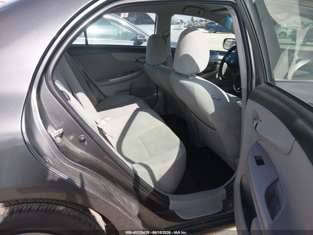 2013 Toyota Corolla Le მანქანა იყიდება აუქციონზე, vin: 5YFBU4EE8DP125381, აუქციონის ნომერი: 45325426