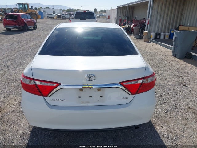Toyota CAMRY LE 2015 4T1BF1FK8FU114069 Image 16