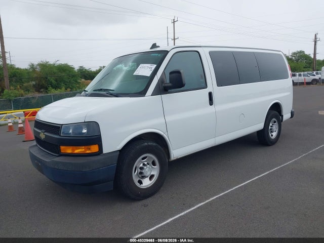 Chevrolet Express 2500 Ls 2018 1GAWGEFG0J1280451 Image 2