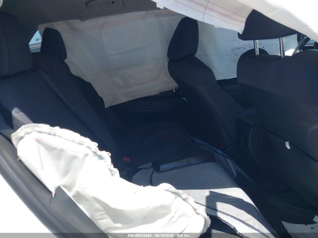 Toyota Corolla Cross Le 2026 7MUCAAAG2TV170170 Image 8