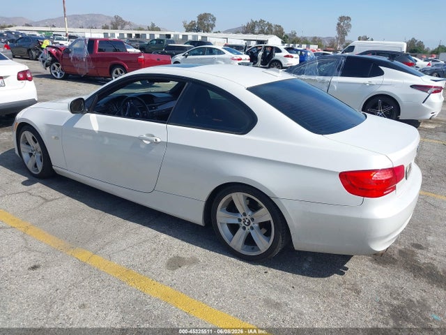 45325511 :رقم المزاد ، WBAKE5C58BE573357 vin ، 2011 Bmw 328i مزاد بيع