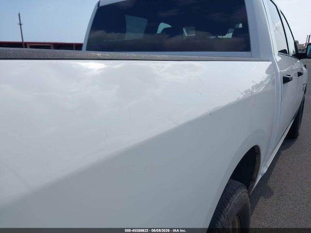1C6RR6KG8KS657153 RAM 1500 Classic Tradesman 4x2 5&#039;7 Box