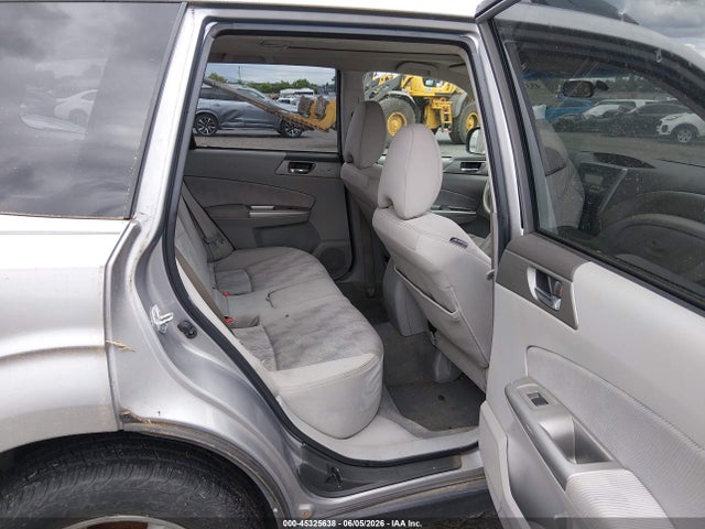 45325638 :رقم المزاد ، JF2SH63649H777639 vin ، 2009 Subaru Forester 2.5x مزاد بيع