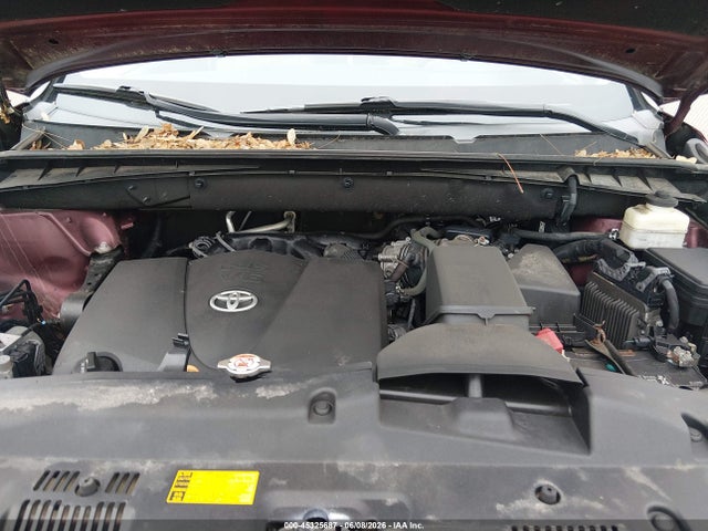 5TDJZRFH5JS813196 Toyota Highlander Xle