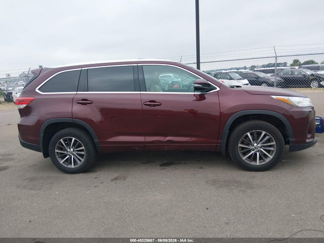 5TDJZRFH5JS813196 Toyota Highlander Xle
