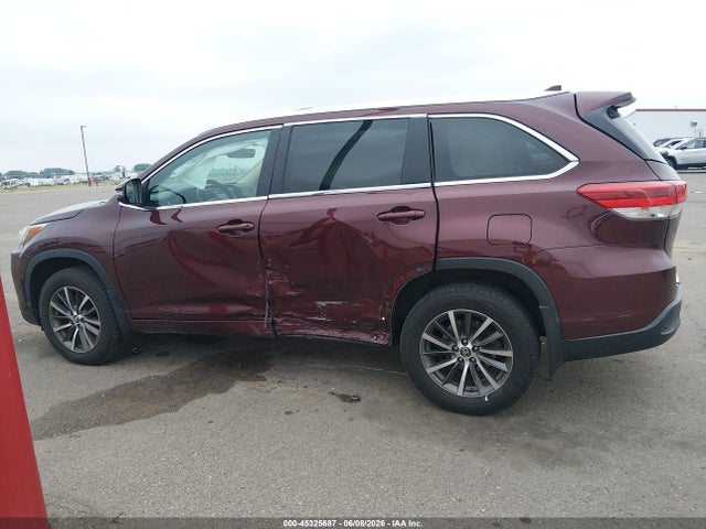 5TDJZRFH5JS813196 Toyota Highlander Xle