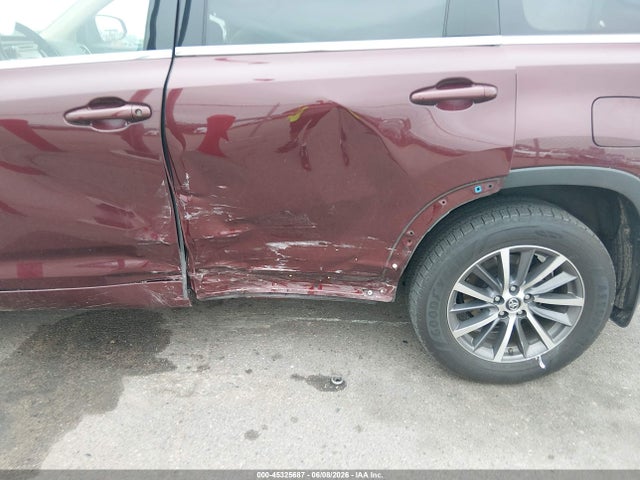 5TDJZRFH5JS813196 Toyota Highlander Xle