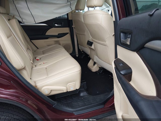 5TDJZRFH5JS813196 Toyota Highlander Xle