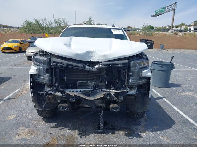 1GCRYDEK2KZ247570 Chevrolet Silverado 1500 Lt